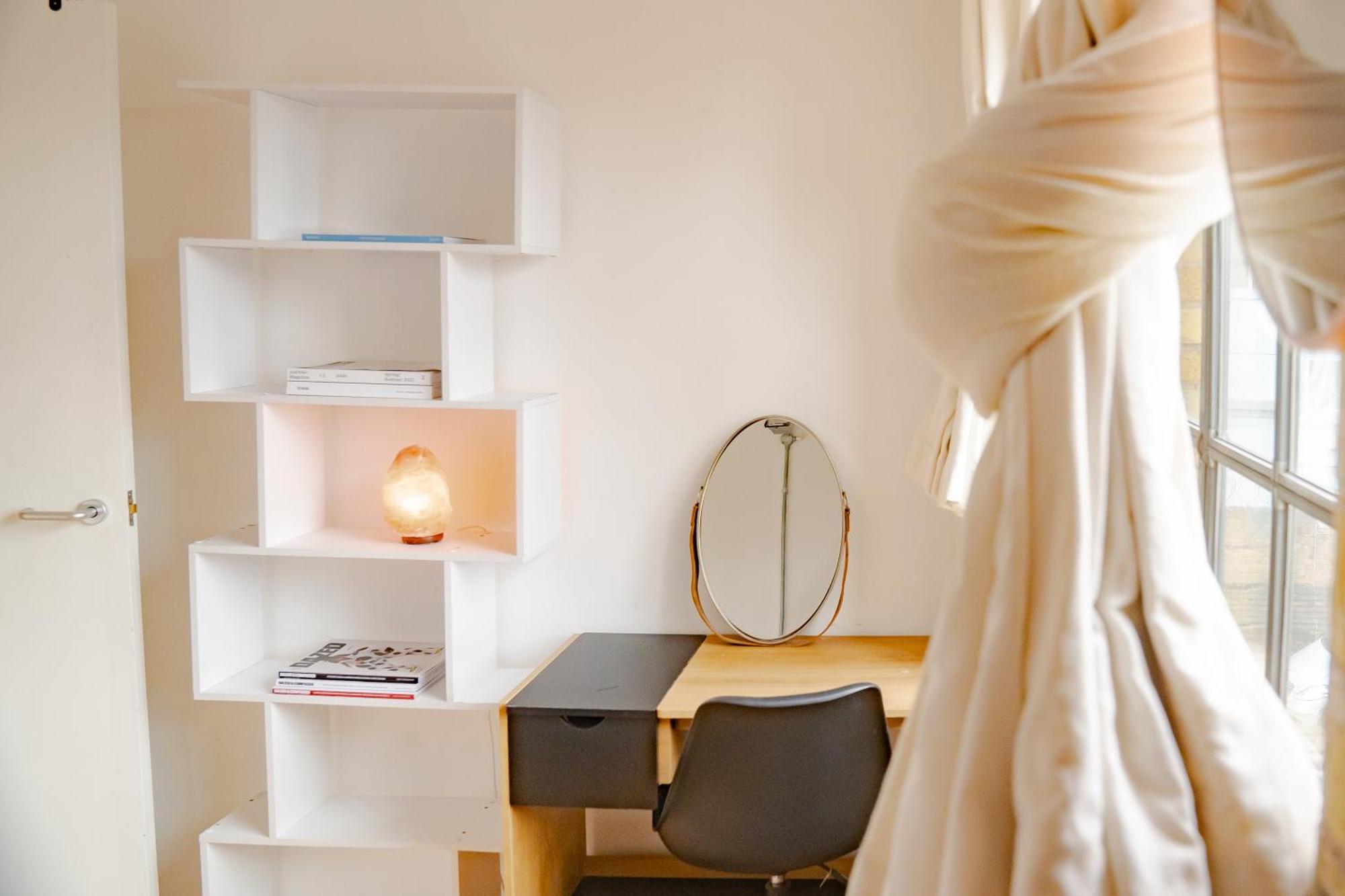 Loft Style Apartment Near O2, Abba Voyage, Excel 런던 외부 사진