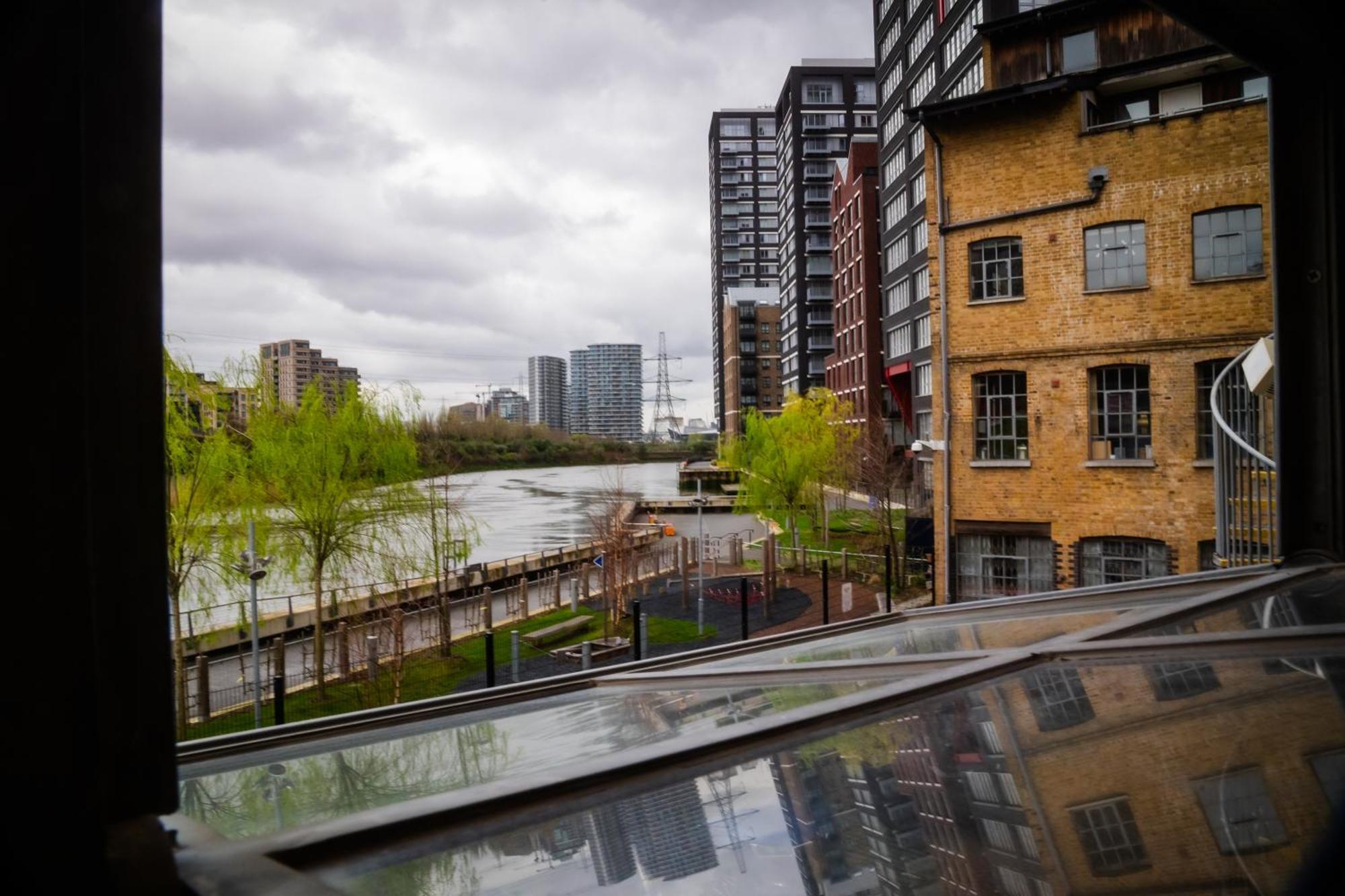 Loft Style Apartment Near O2, Abba Voyage, Excel 런던 외부 사진
