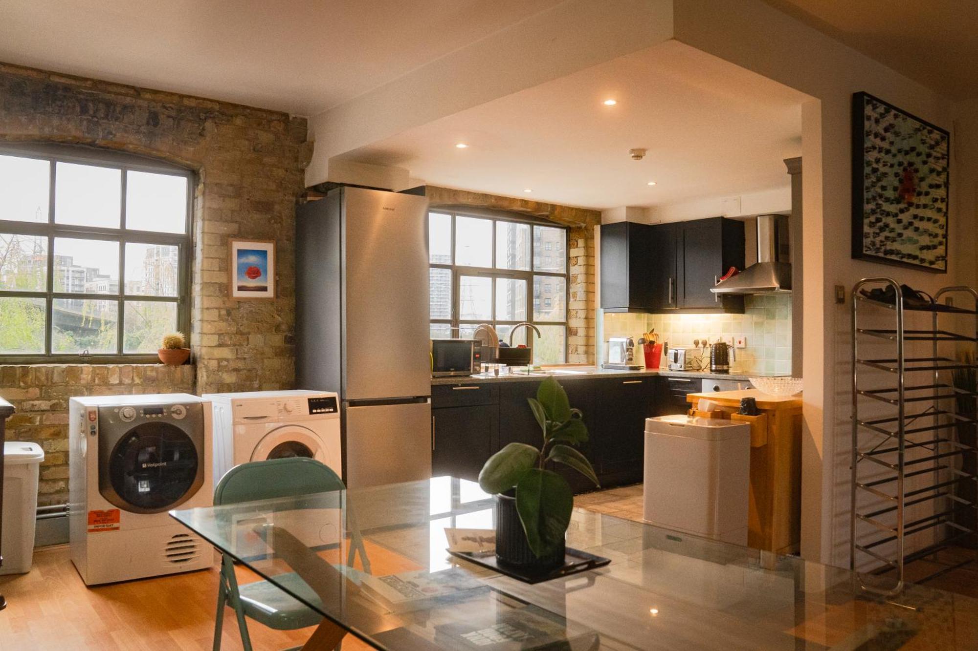 Loft Style Apartment Near O2, Abba Voyage, Excel 런던 외부 사진