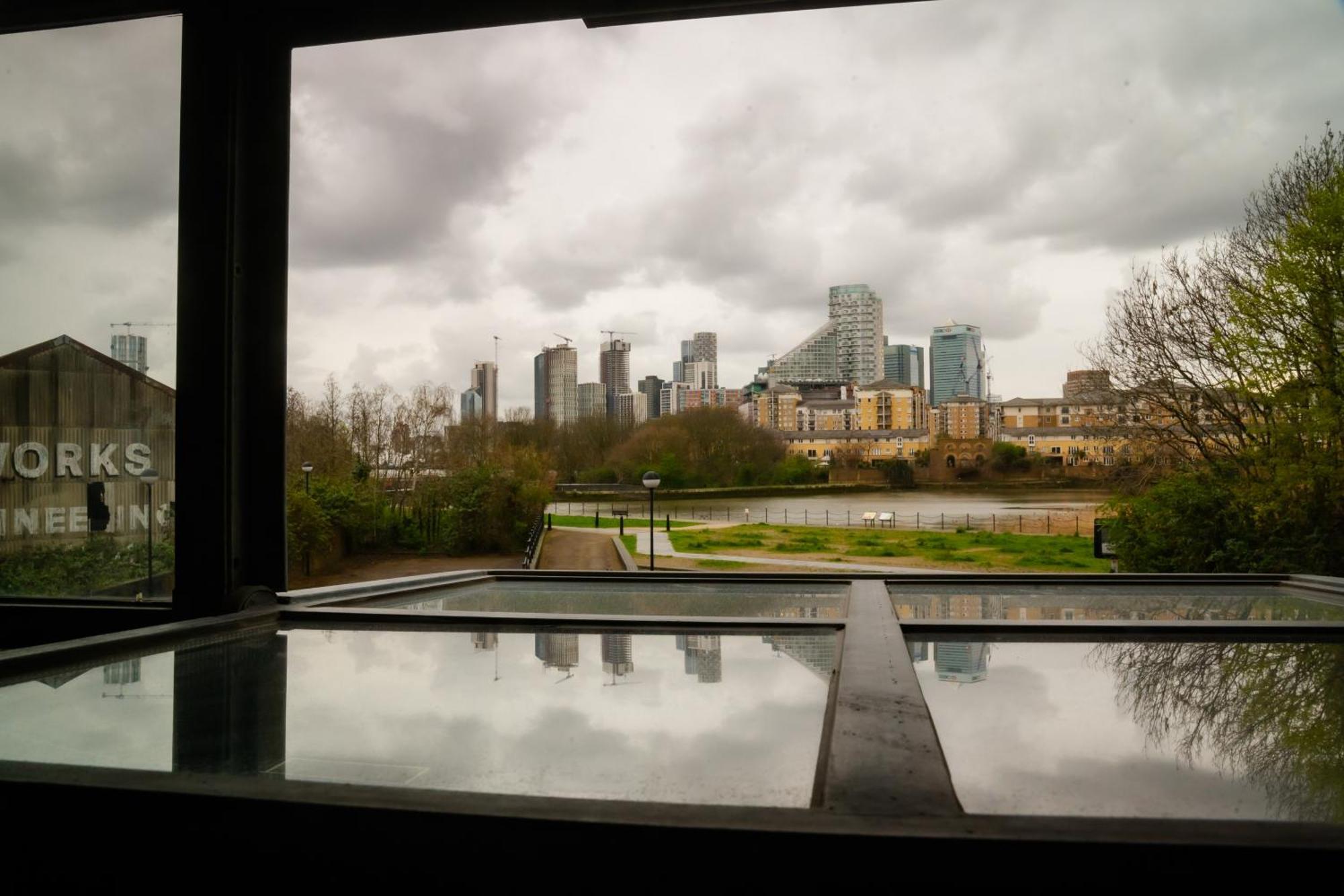 Loft Style Apartment Near O2, Abba Voyage, Excel 런던 외부 사진